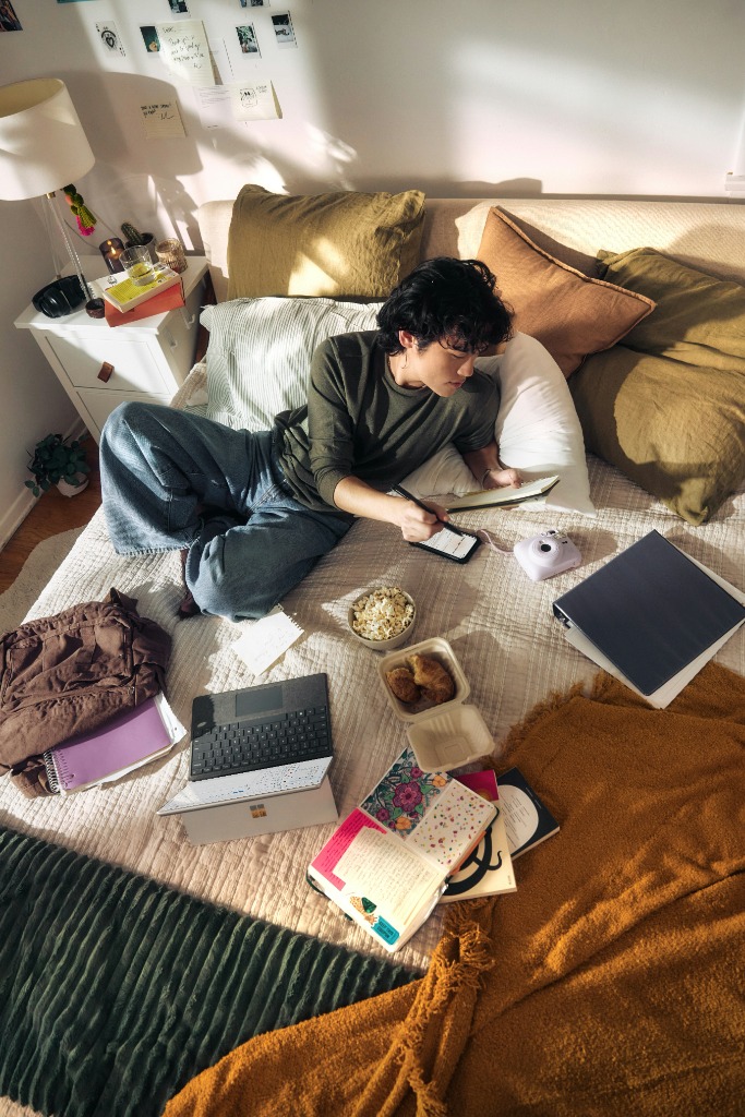 Overwhelmed by devices and information overload